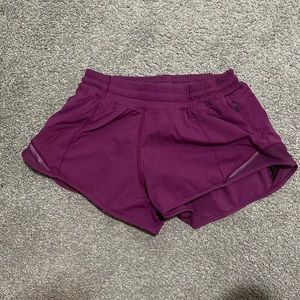 Lululemon Magenta Hotty Hots Size 2